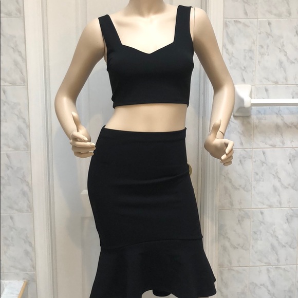 2 PIECE SKIRT & TOP SET - Picture 8 of 8